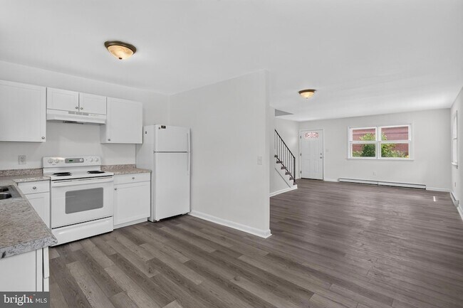 Foto del edificio - 351 Calvert St