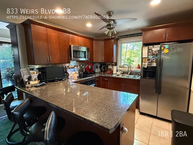 Foto del edificio - 833 Weirs Blvd