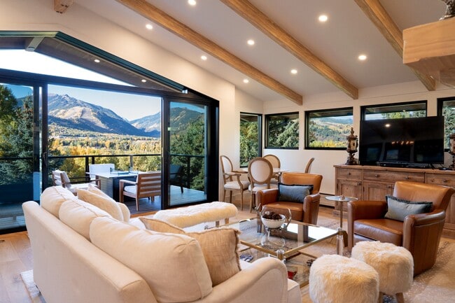 Building Photo - 59 Herron Hollow Dr