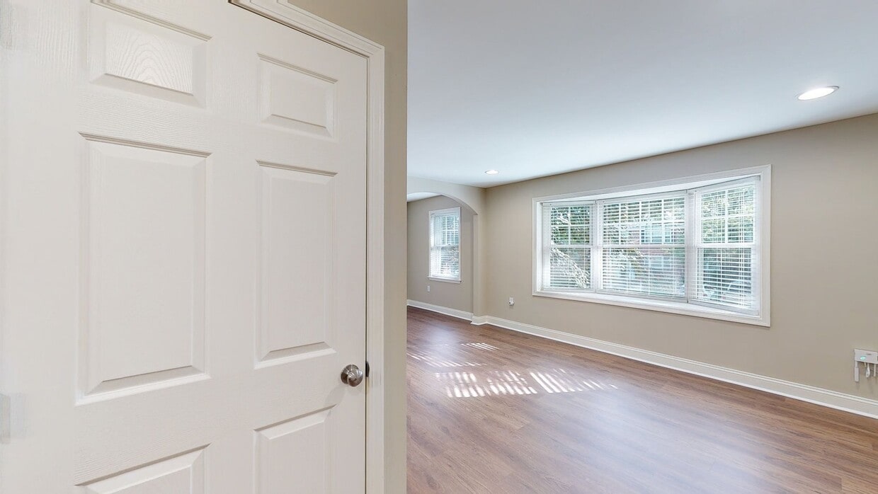 Photo - Rodgers Forge Apartments