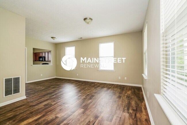 Foto del edificio - 3 Bedroom Pet-Friendly Home in Indianapoli...