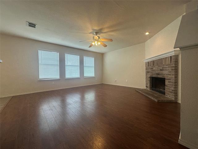 Foto del edificio - 2900 Windhaven Dr