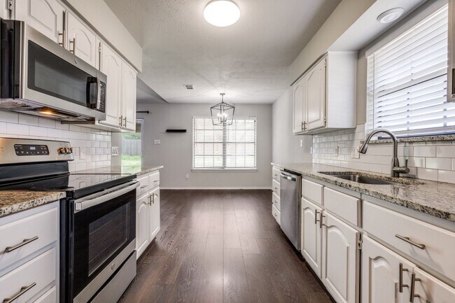 Foto del edificio - 3842 Waterford Way