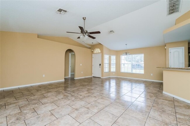 Foto del edificio - 1641 Larkin Rd