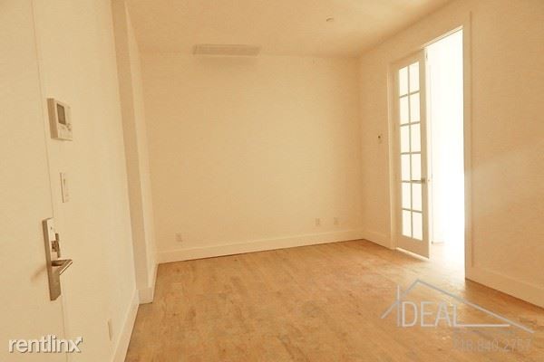 Foto del edificio - 862 Park Ave