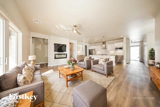 Foto del edificio - 504 NW 183rd St