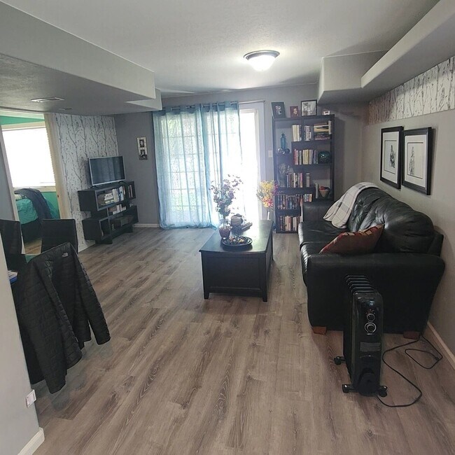 Foto del edificio - 20656 E Lake Pl