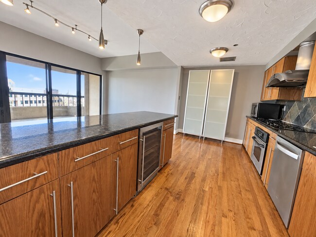 Foto del edificio - 3030 McKinney Ave