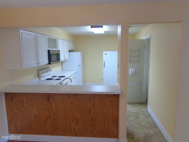 Foto del edificio - 2 br, 2 bath Apartment - 7205 S Gaylord St