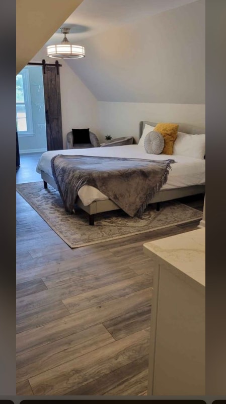Foto principal - 6000 Standard View Dr