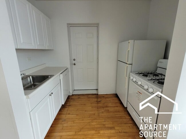 Foto del edificio - 4935 N Whipple St