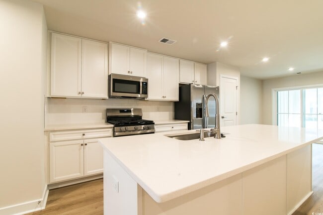 Foto del edificio - 2382 Elowen Ln