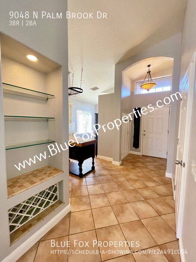 Building Photo - 9048 N Palm Brook Dr
