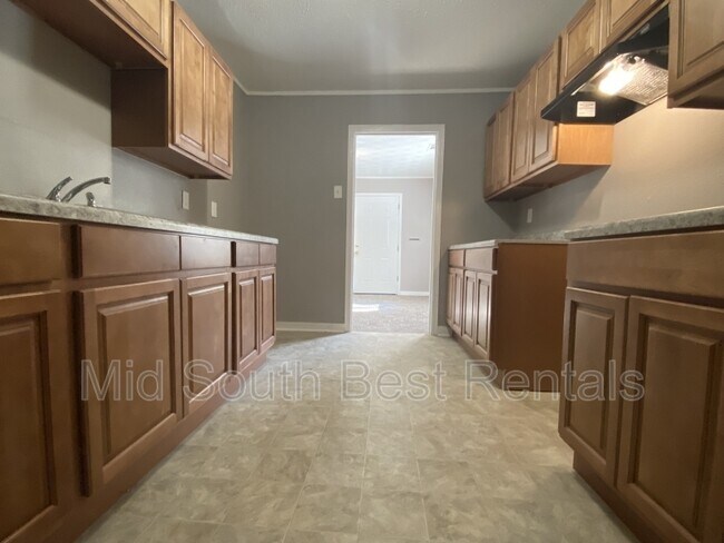 Foto del edificio - 199 Kirk Ave