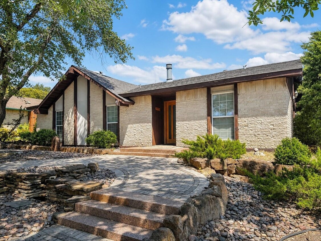 Photo - 11067 Wallbrook Drive