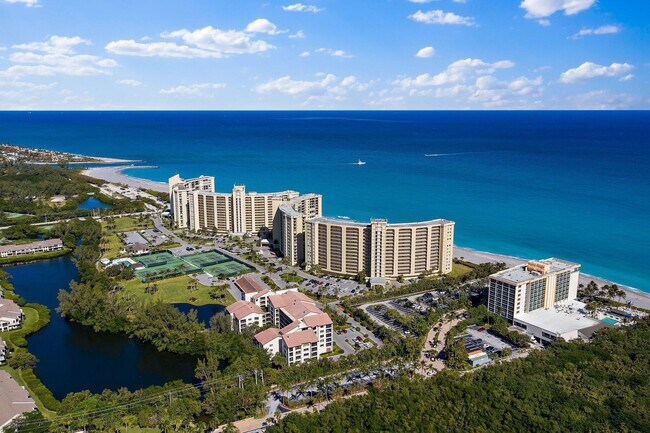 Foto del edificio - 500 Ocean Trail Way