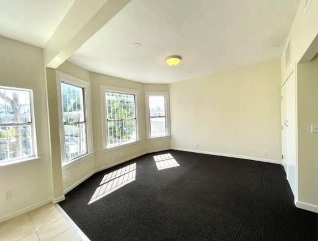 Foto del edificio - 215-219 Church Street (1047r)