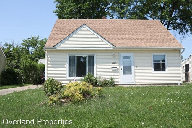 Building Photo - 4 br, 1 bath House - 26231 Farringdon Ave