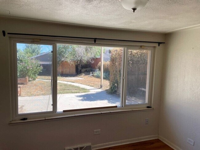 Foto del edificio - Denver Three Bedroom House Two Blocks From City Park