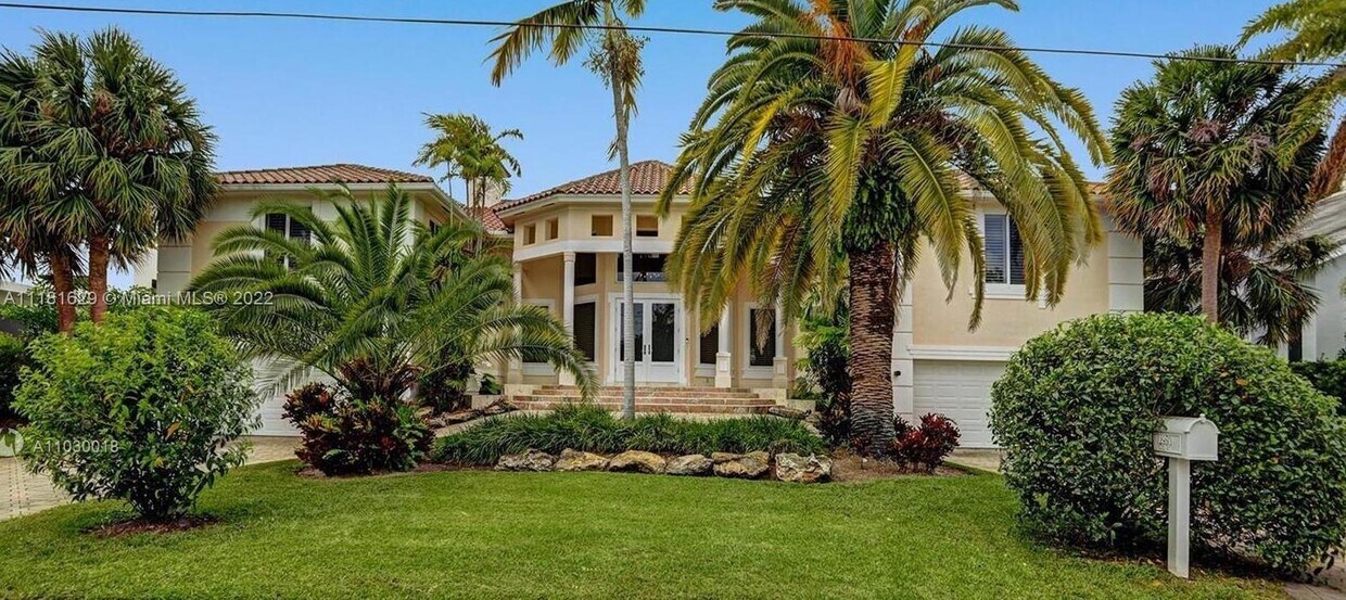 Foto principal - 12950 Deva St