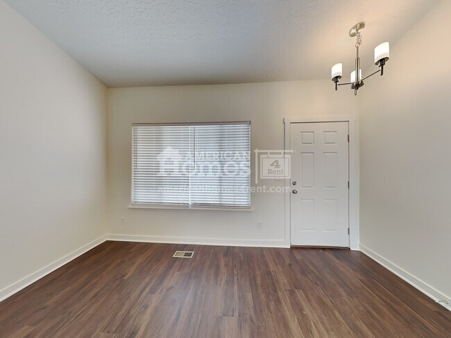 Building Photo - 536 N Copper River Drive