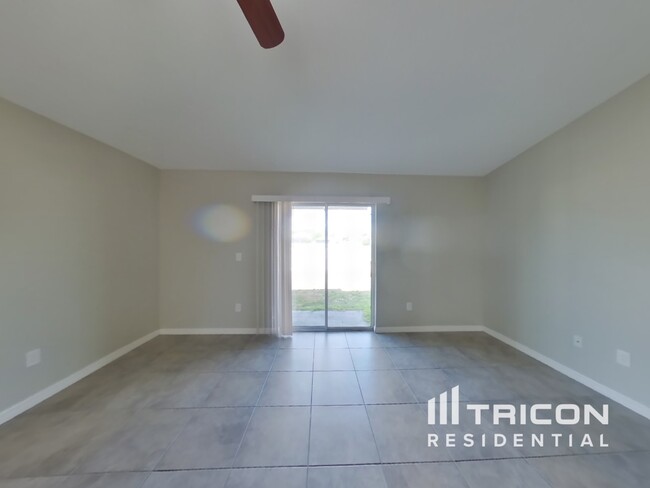Building Photo - 10410 Fairy Moss Ln