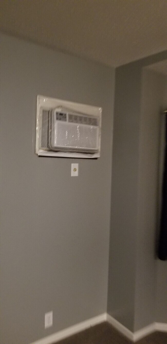 639 W Church St 3 Unit Upper rght, Albion, NE 68620 Apartments in