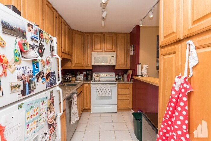 Foto principal - 665 Irving Park Rd