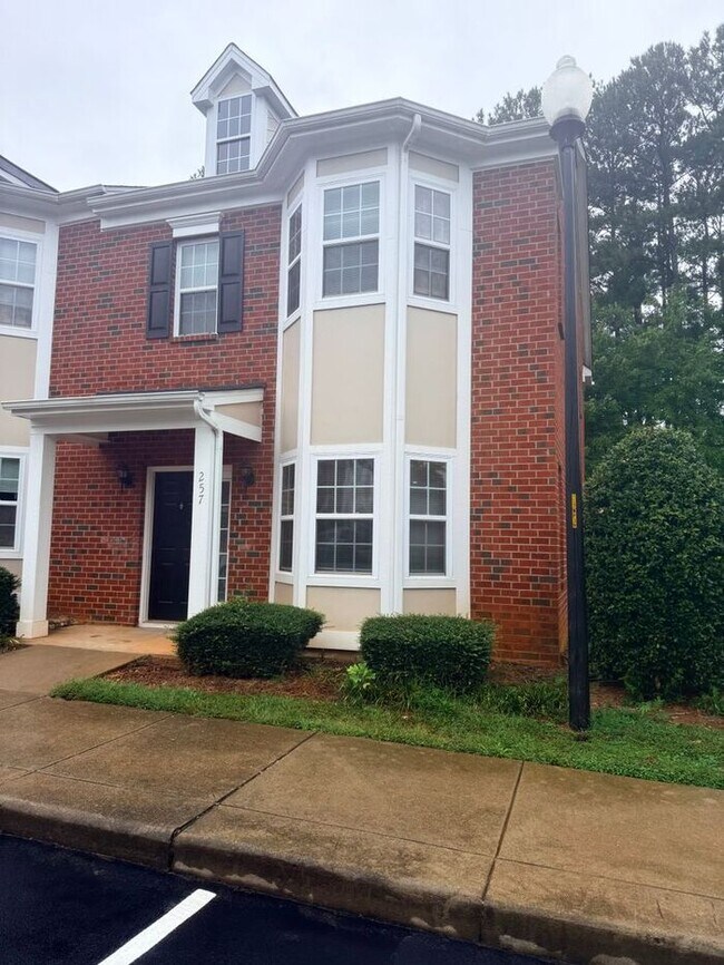 Foto del edificio - 257 Maynard Summit Way