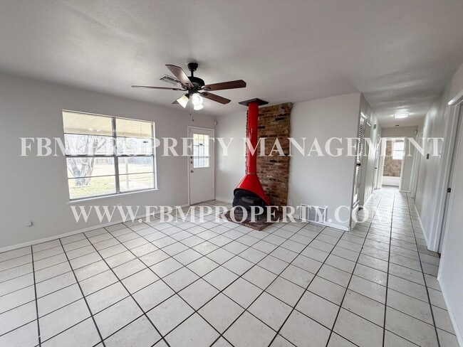 Building Photo - 549 N 62nd St