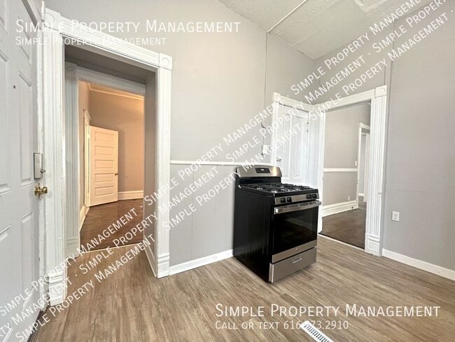 Foto del edificio - 906 Jefferson Ave SE