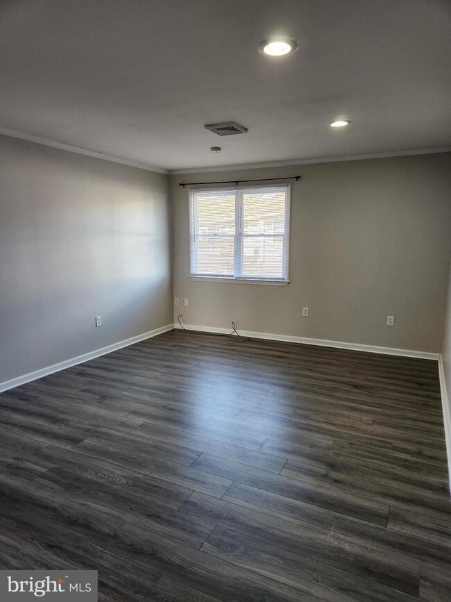 Building Photo - 1529 US-206