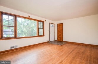 Building Photo - 2034 Glen Ross Rd