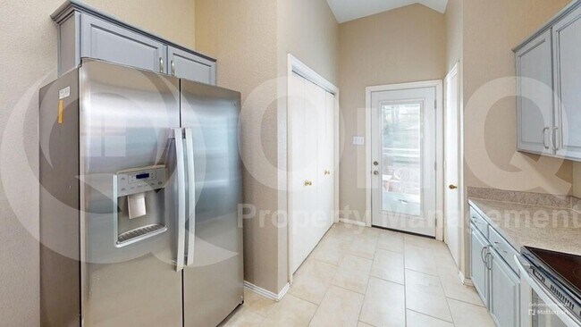 Building Photo - 1629 Myrtle Dr