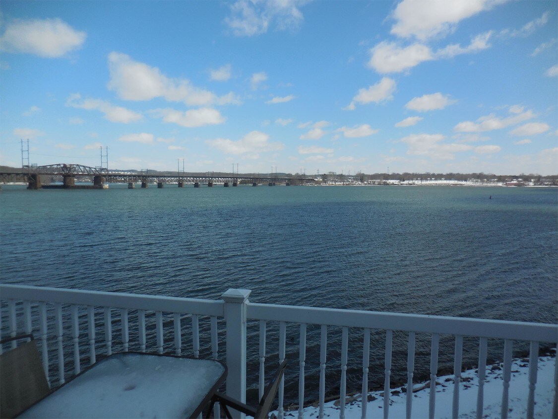 Foto principal - 207B Seneca Way