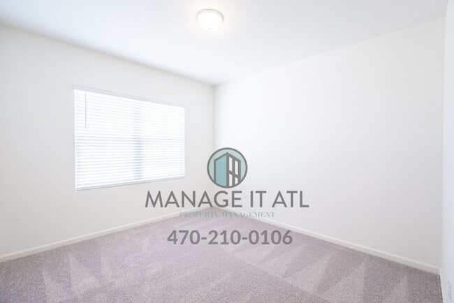 Building Photo - Beautiful 5 BR house with Master Bedroom o...