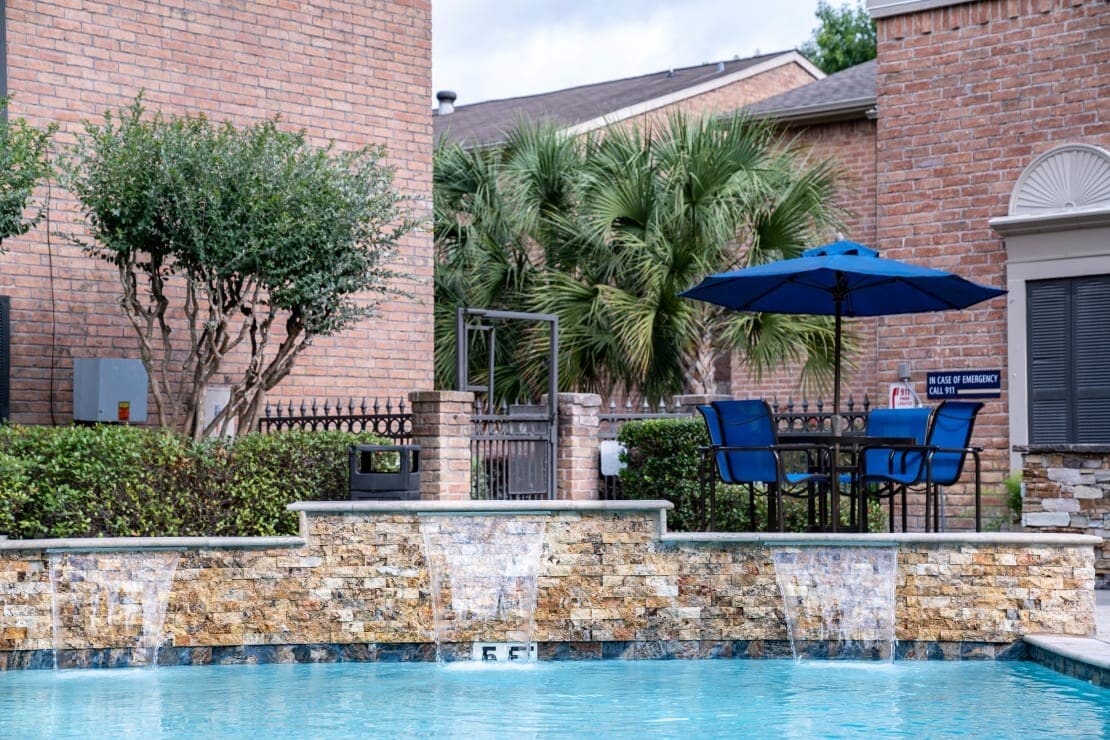 Primary Photo - 2800 Ashford Trail Dr