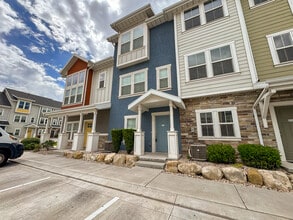 Building Photo - 699 E 355 N