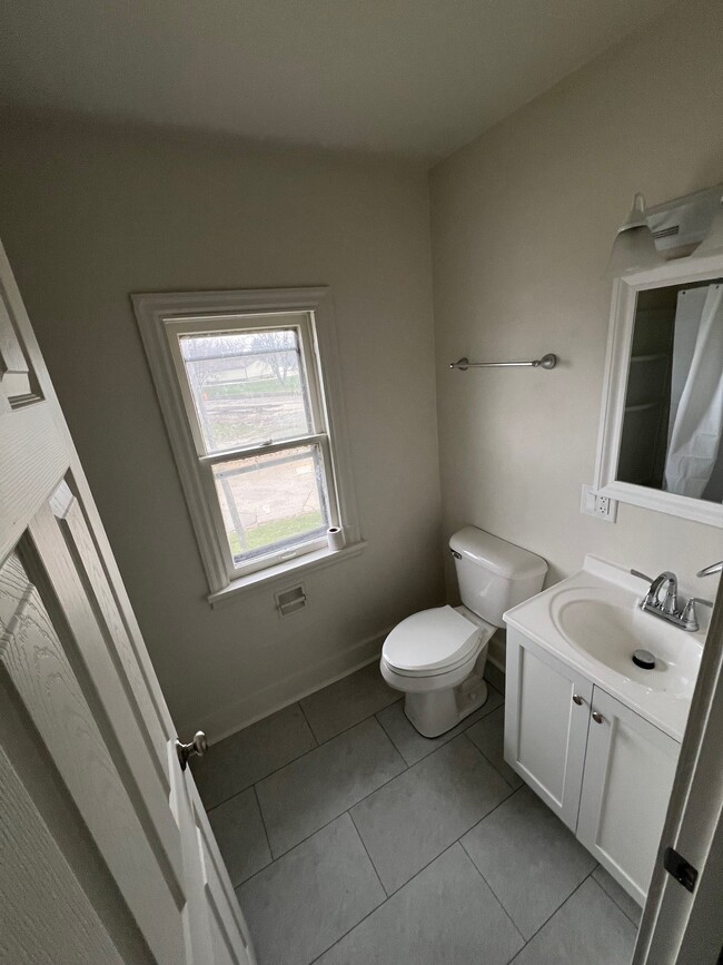 Baño - 11236 258th Ct