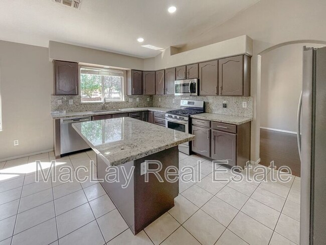 Building Photo - 1615 W Enfield Way