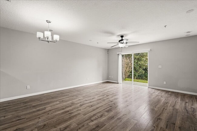Building Photo - 13536 Tea Rose Way