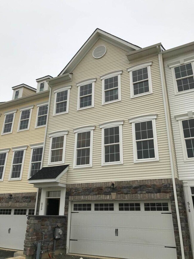 520 Liam Pl, Bear, DE 19701 Townhome Rentals in Bear DE
