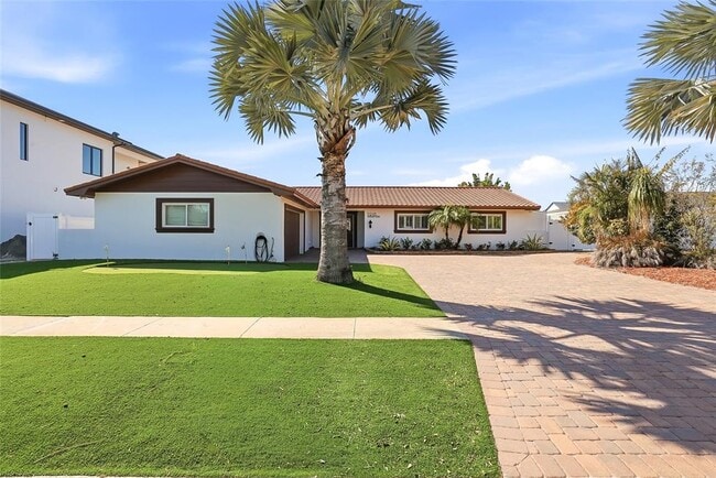 Building Photo - 3918 Americana Dr