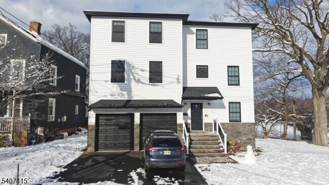 Foto del edificio - 7 Maple St