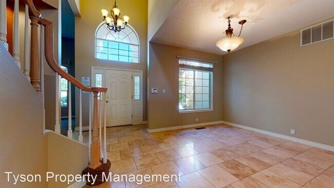 Building Photo - 3 br, 2.5 bath House - 12016 Caribou NE