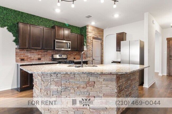 Foto del edificio - 2022 Valley Ranch 5-Bedroom | Primary Suite Downstairs | 3.5 Baths | Resort-Style Amenities