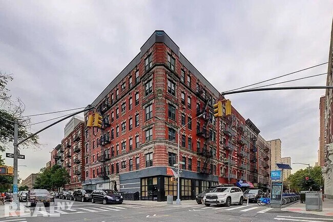 Foto del edificio - 106 Ridge Street