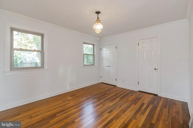 Building Photo - 549 W Skippack Pike