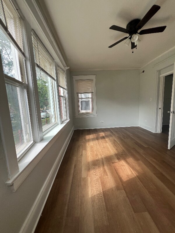 Foto del edificio - 427 N Lawler Ave