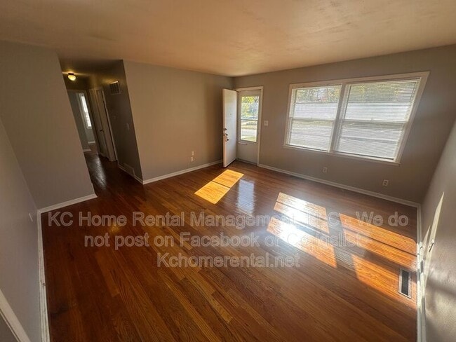 Foto del edificio - 5216 NE 44th St